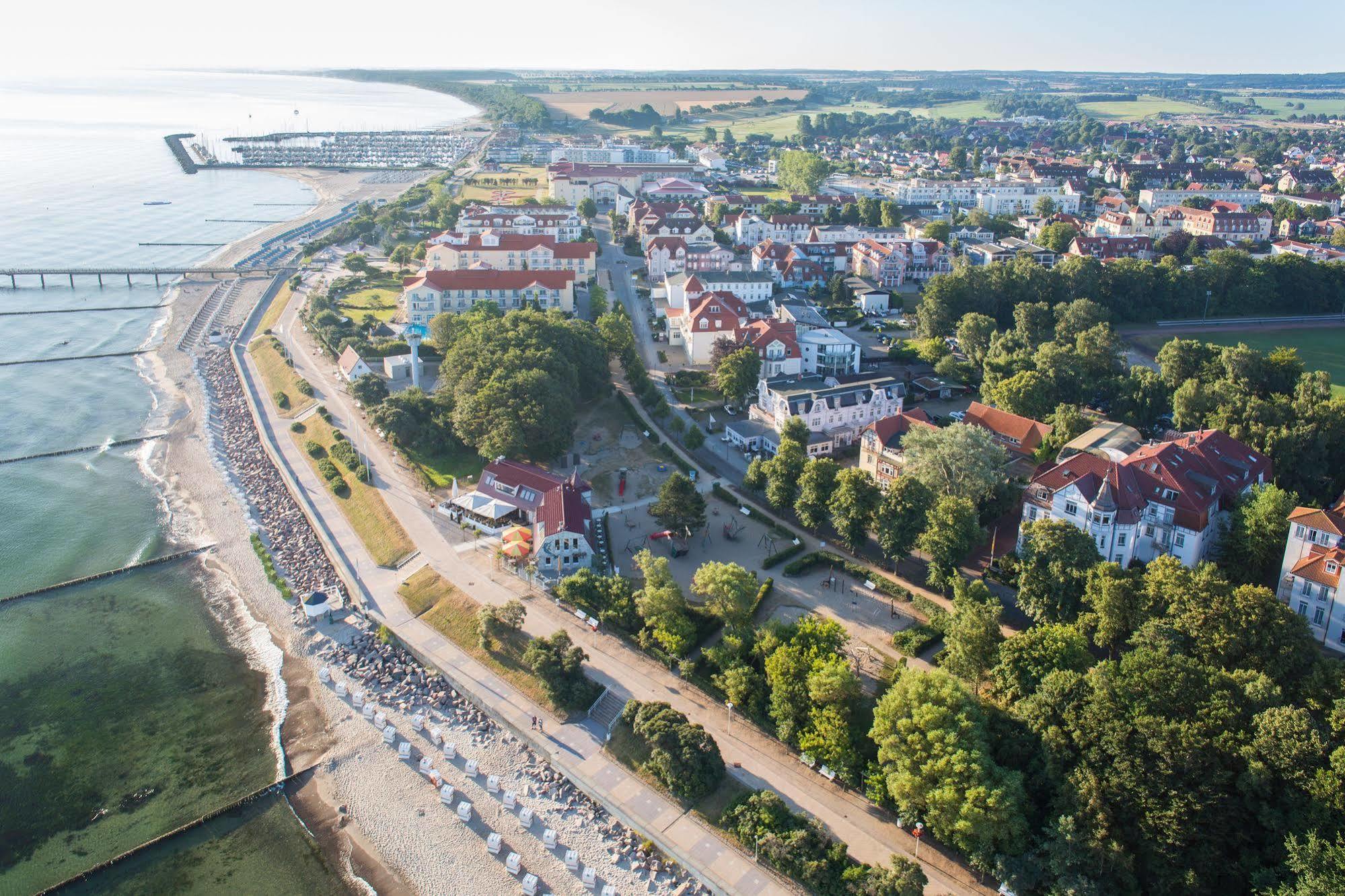 Ringhotel Strandblick Ostseebad Kühlungsborn Exterior foto